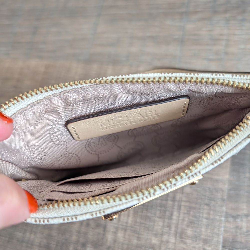 Michael Kors Monogram Cream Wristlet - Picture 3 of 4